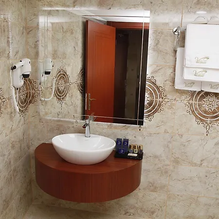 Hotel Grand Vuslat