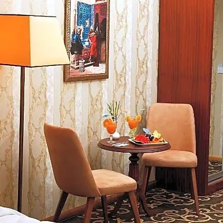 Hotel Grand Vuslat