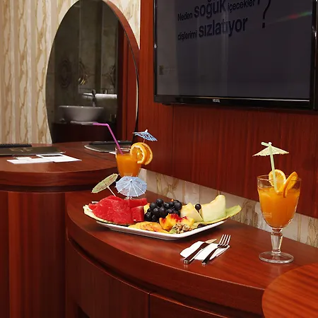 Hotel Grand Vuslat 2*